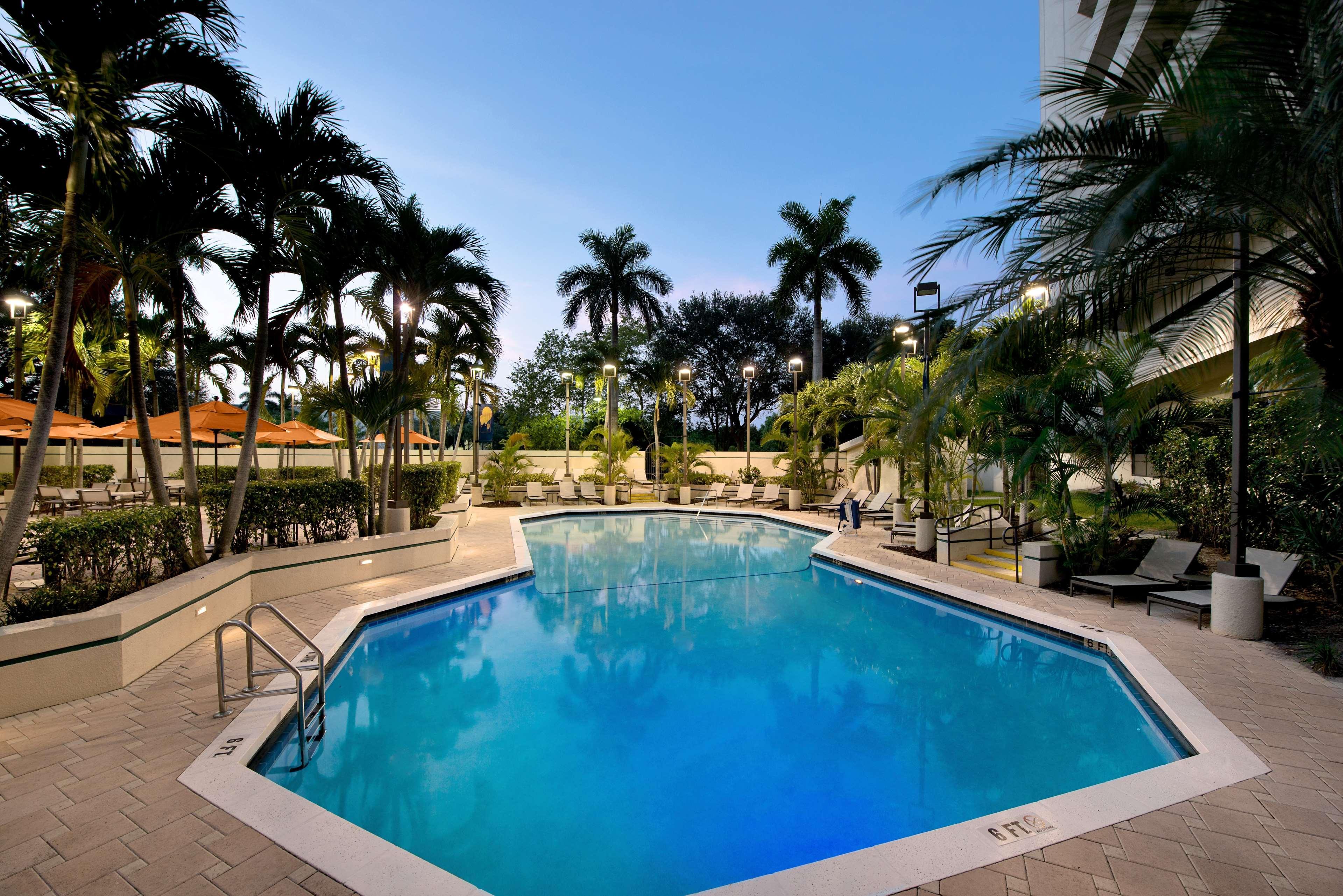 Embassy Suites Boca Raton Dış mekan fotoğraf