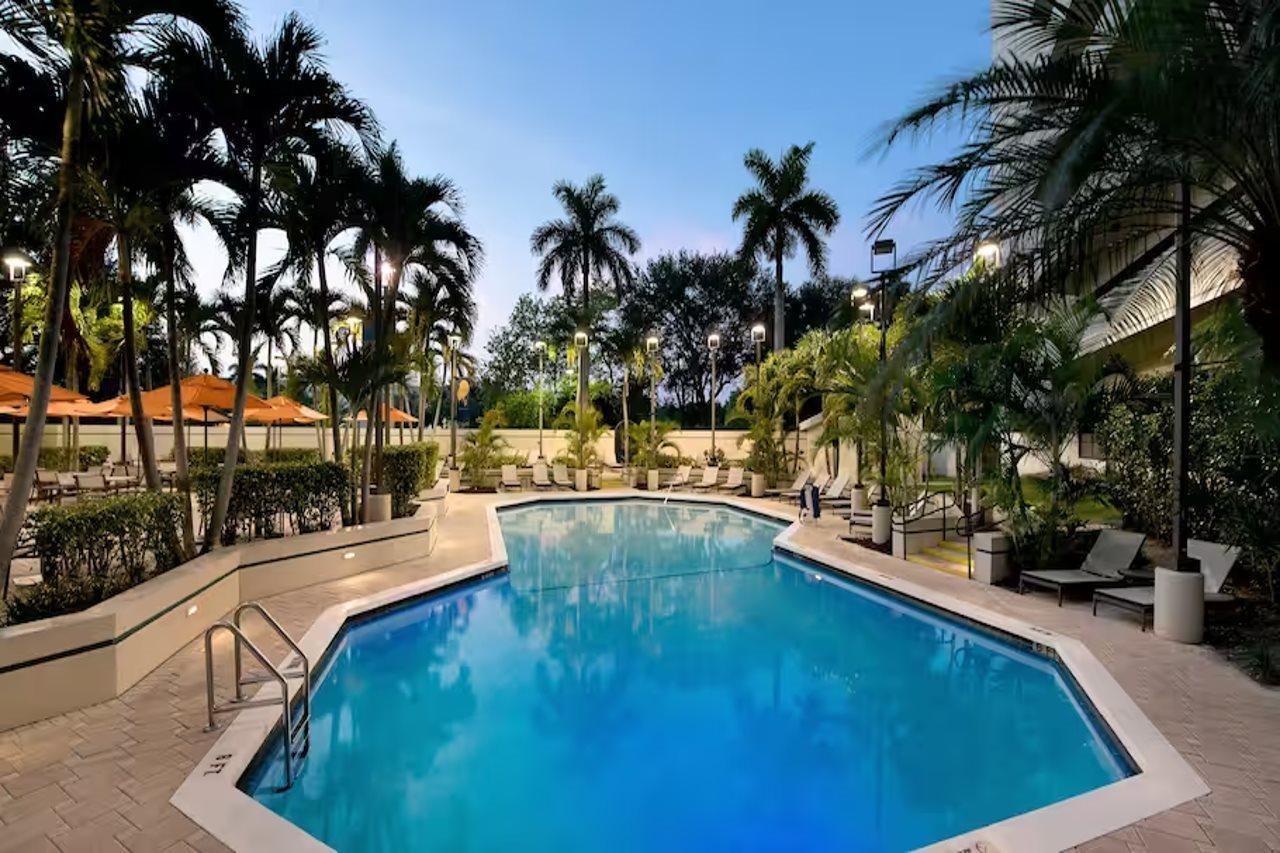 Embassy Suites Boca Raton Dış mekan fotoğraf